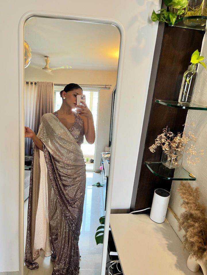 Zeniya - Ombre Sequin Saree - That Gal