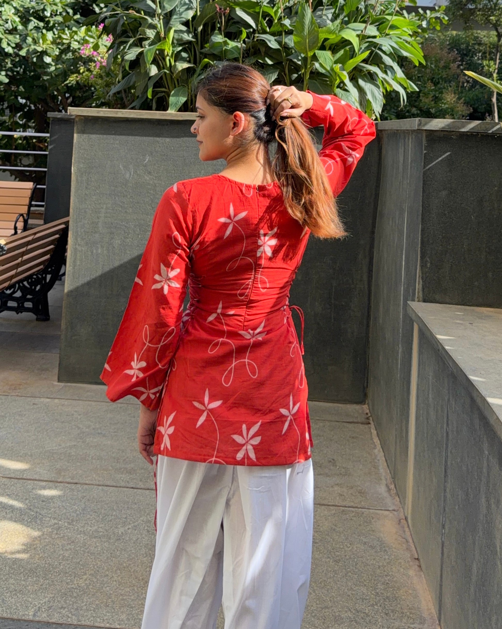 Surkh Side-Tie Farshi Set