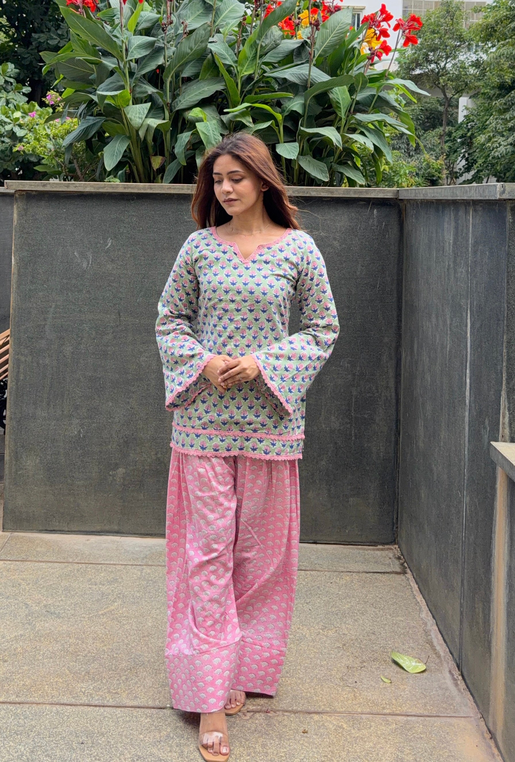 Zaara Farshi Set - Hand Block Printed