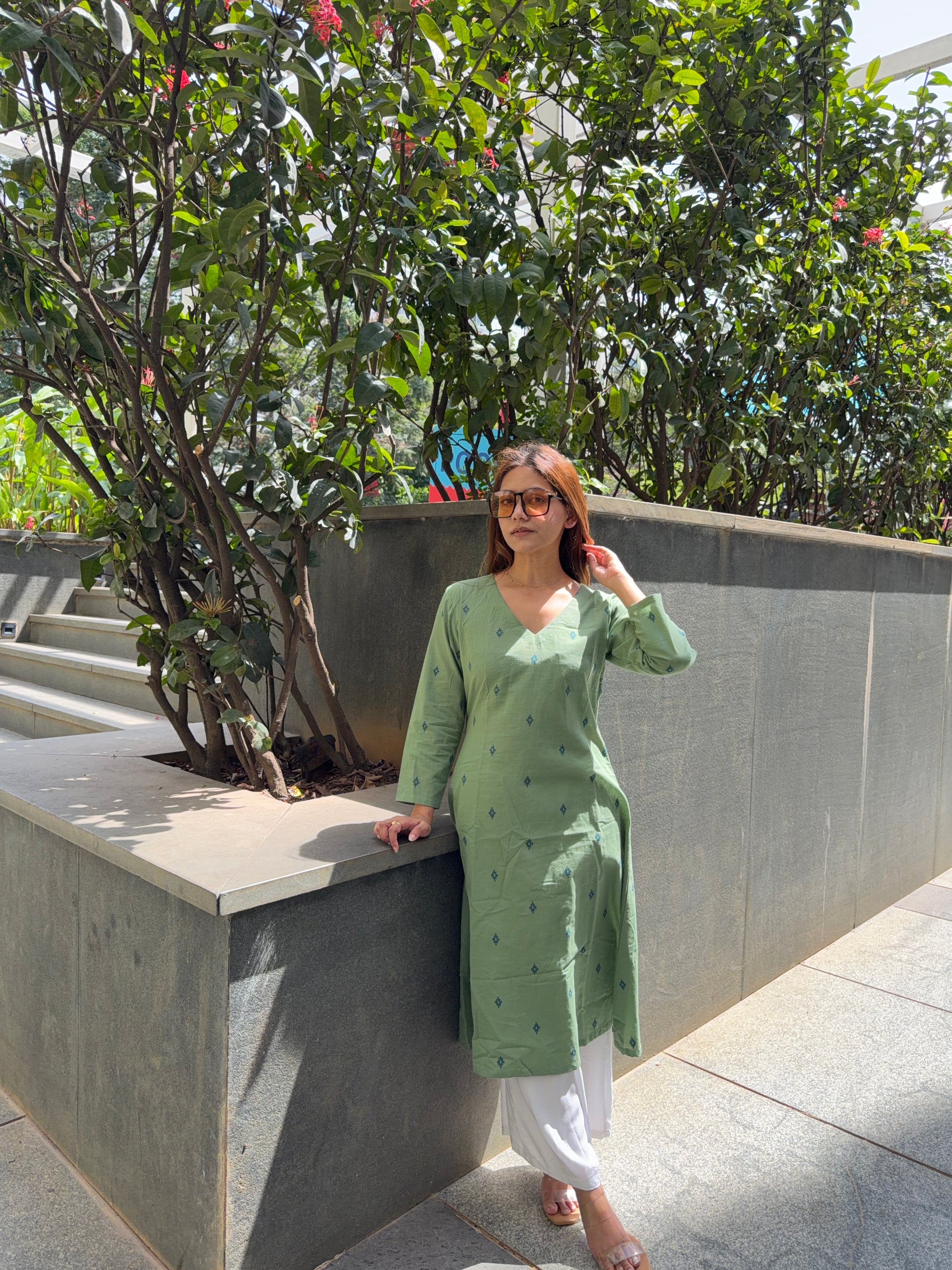 Heba Jamdani Kurti - Relaxed Fit