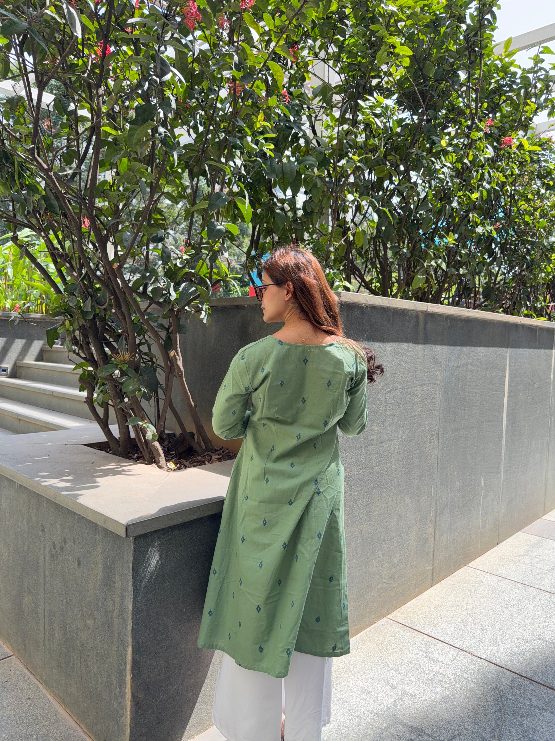 Heba Jamdani Kurti - Relaxed Fit