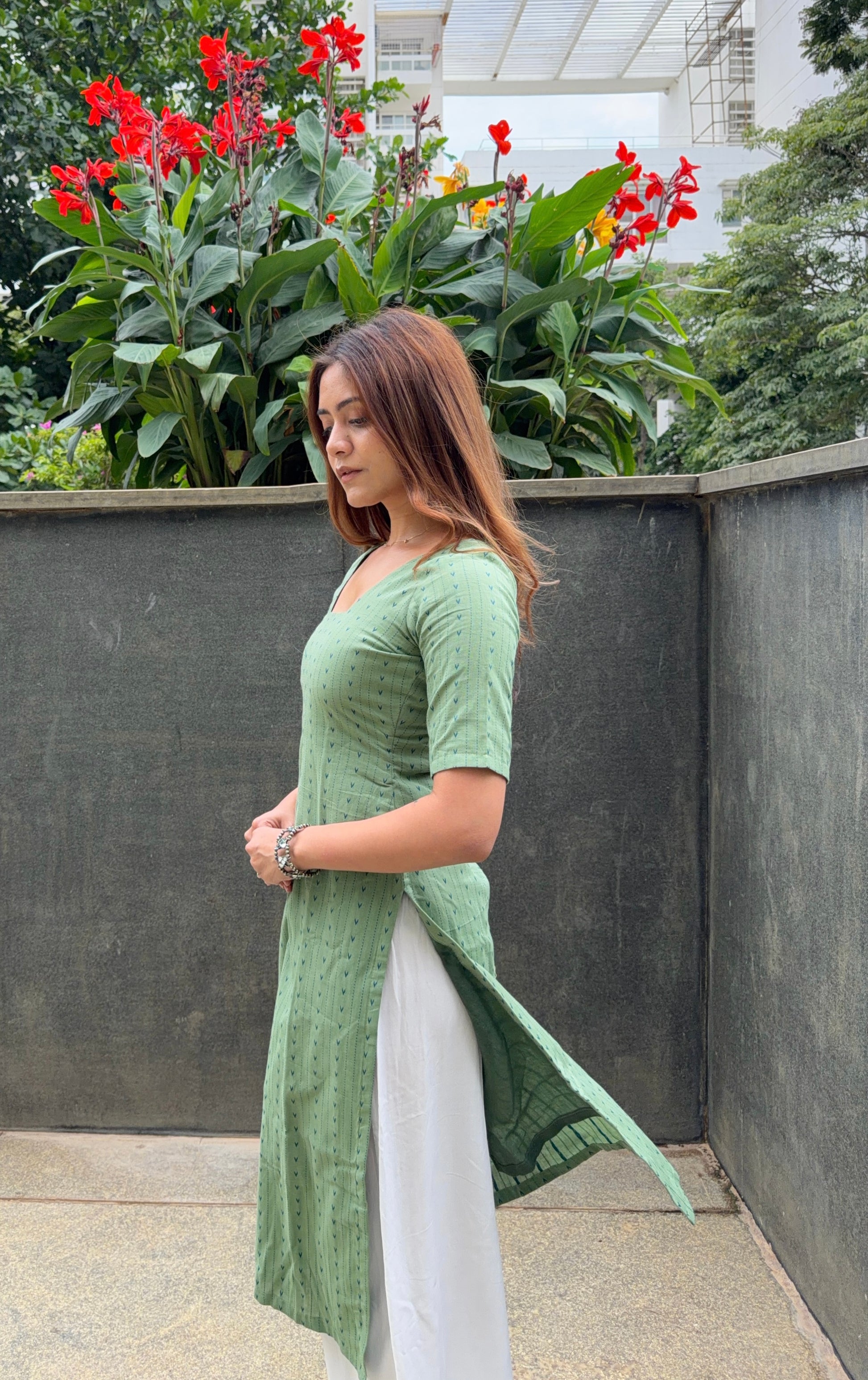 Nargis Jamdani Kurti