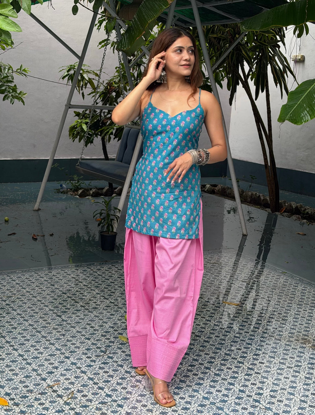 Naina Farshi Set