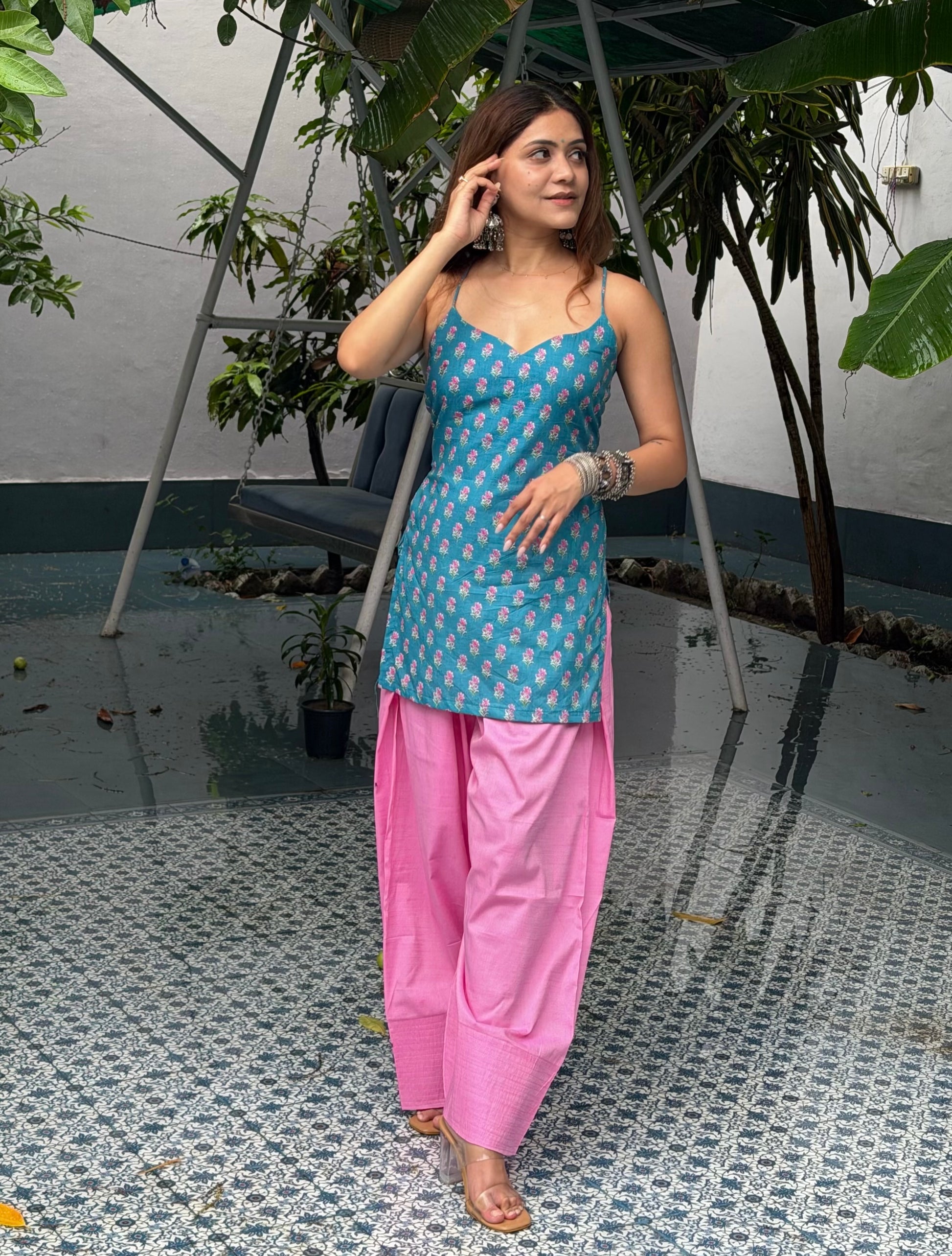 Naina Farshi Set