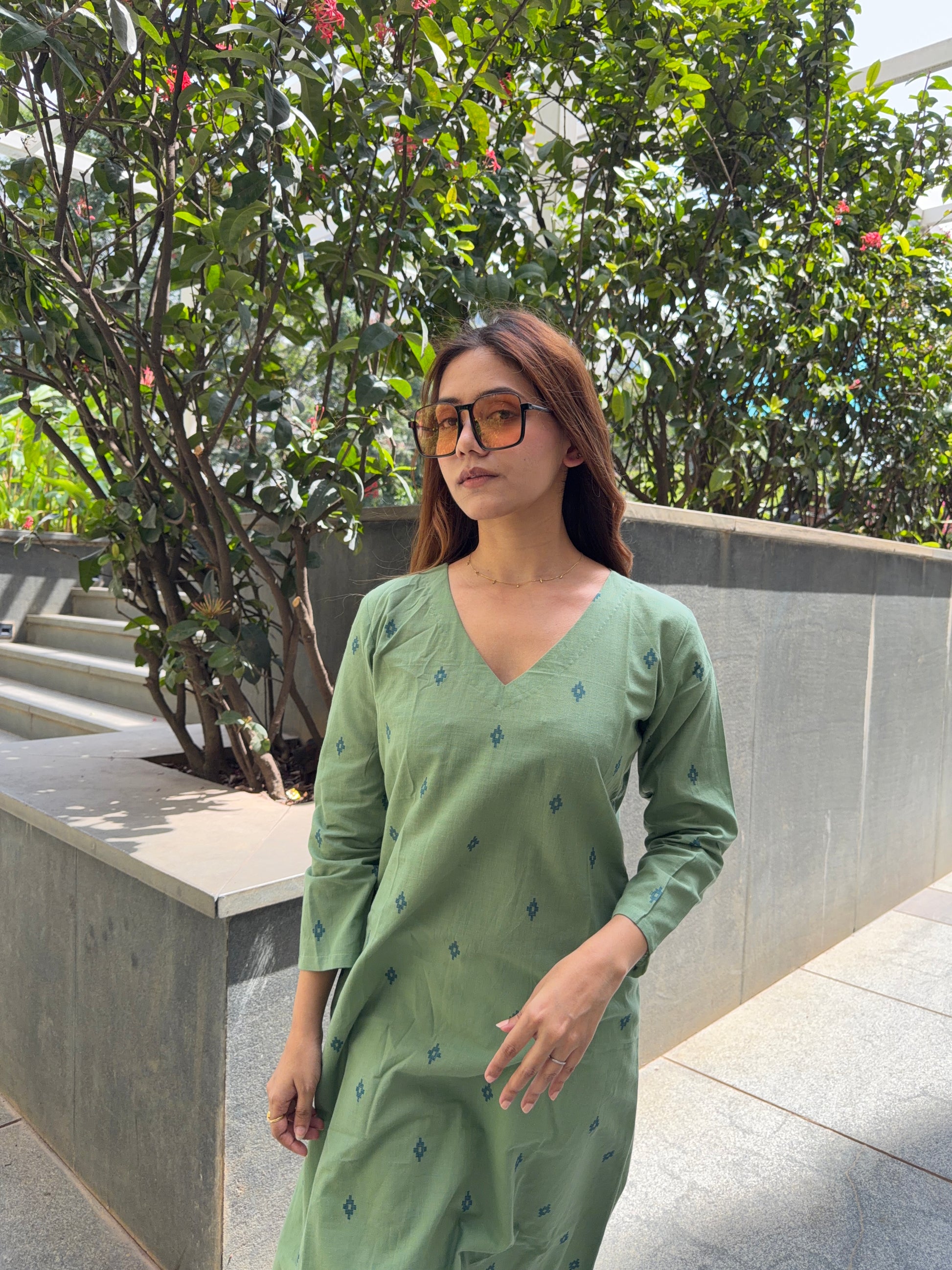 Heba Jamdani Kurti - Relaxed Fit