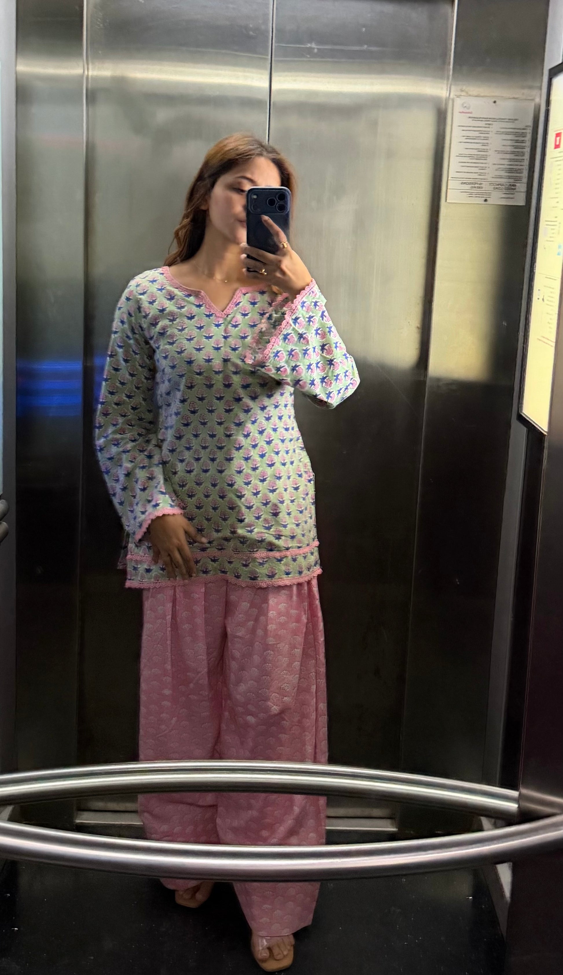Zaara Farshi Set - Hand Block Printed