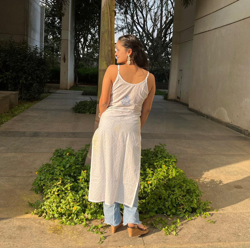 Hand Embroidered Chikankari Kurti - White & Blue