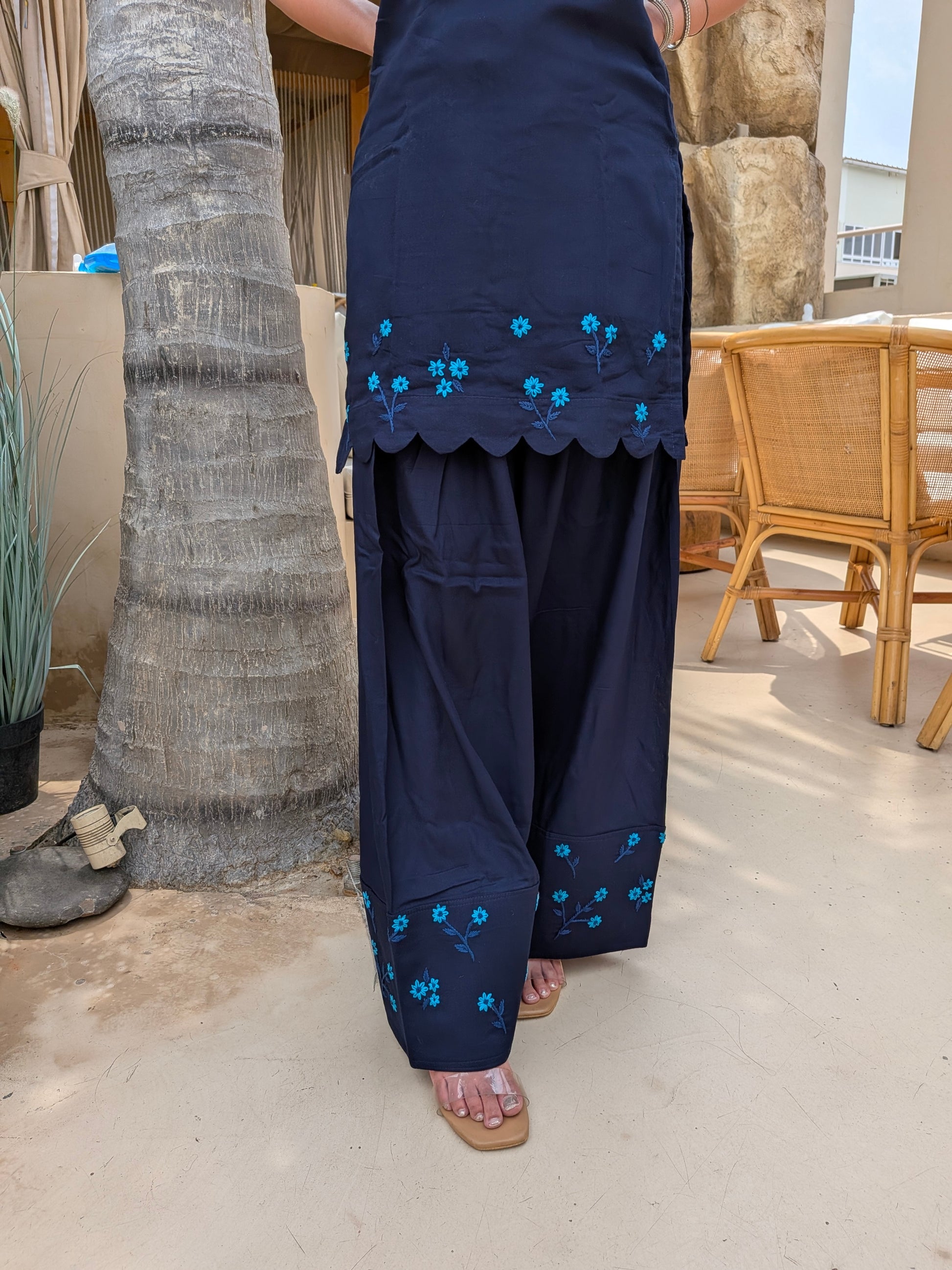 Roohi Farshi Set With Convertible Kurti
