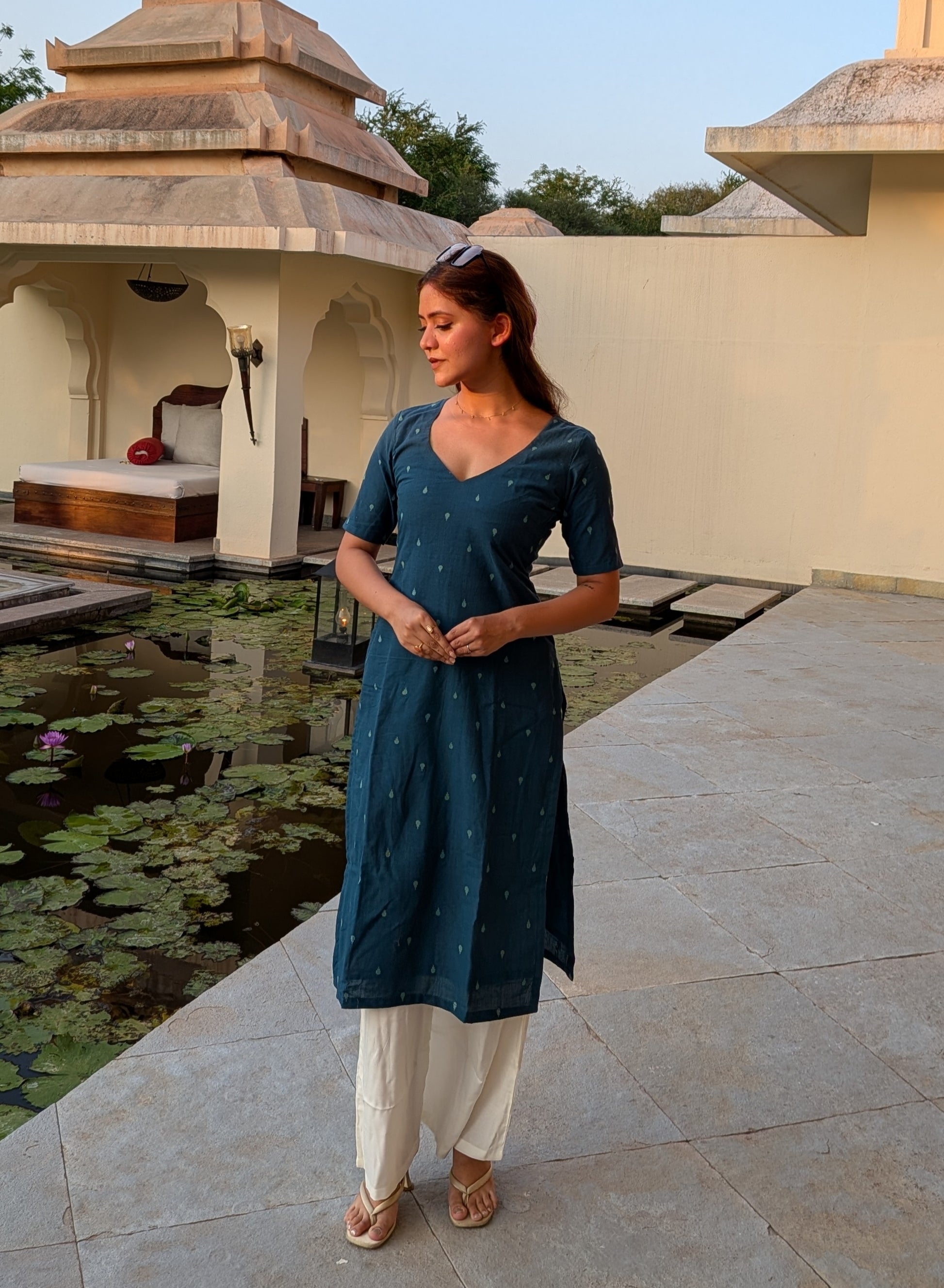 Suha Jamdani Kurti